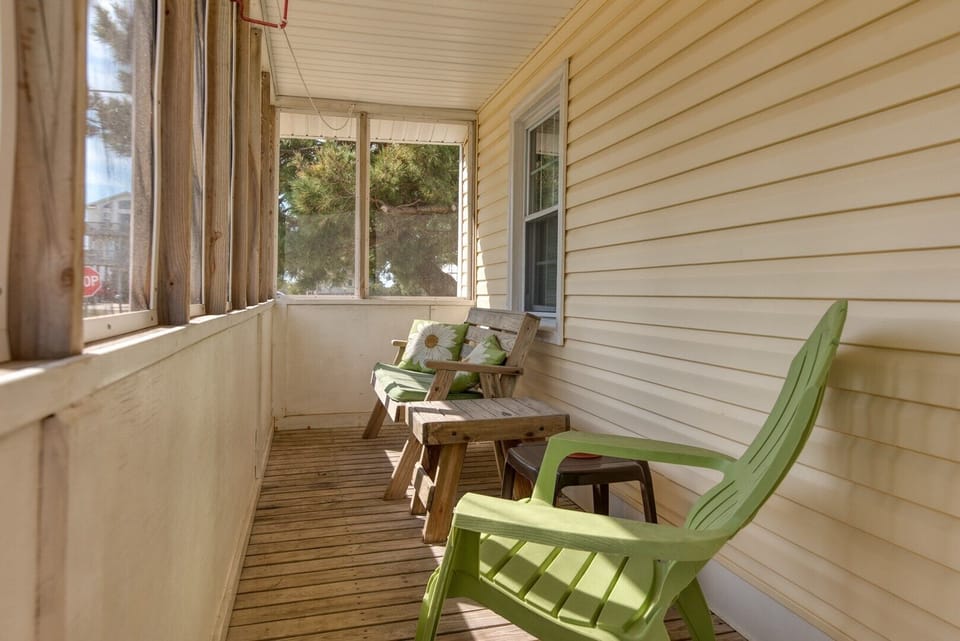 Screened Porch