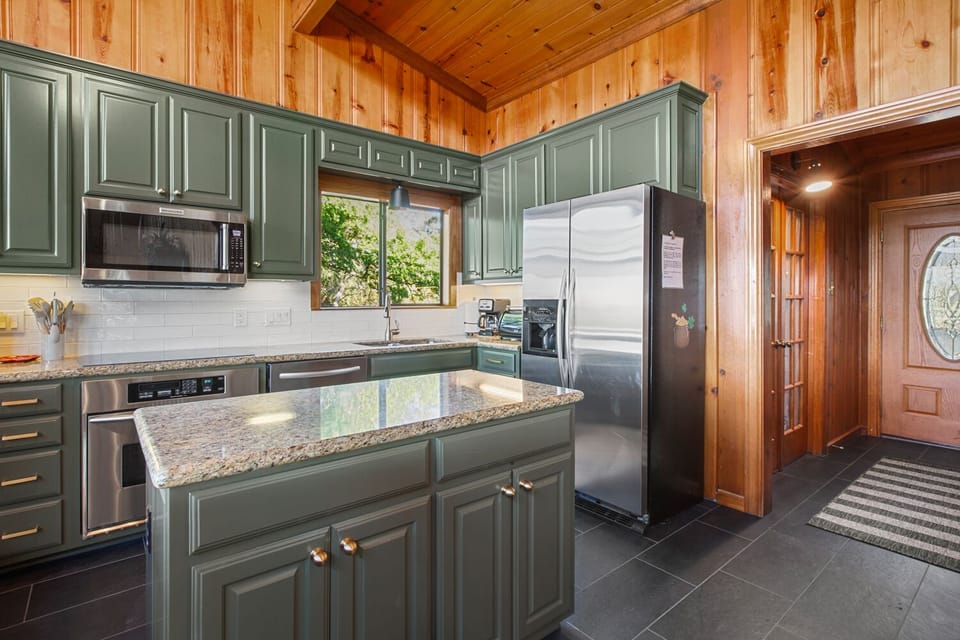 Kitchen stocked with everything you could need and more!
