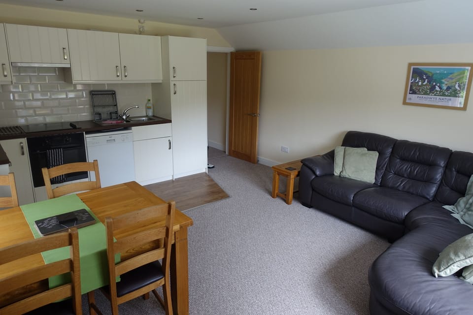 Open plan lounge/kitchen/diner