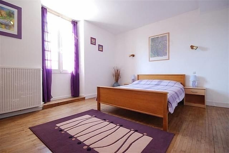 spacious master bedroom