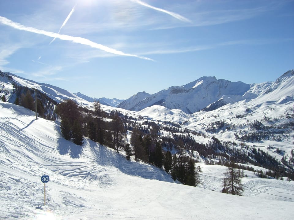 Snow and ski sports