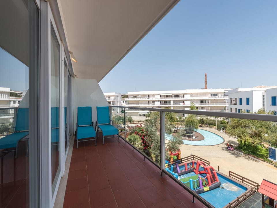 Large balcony 