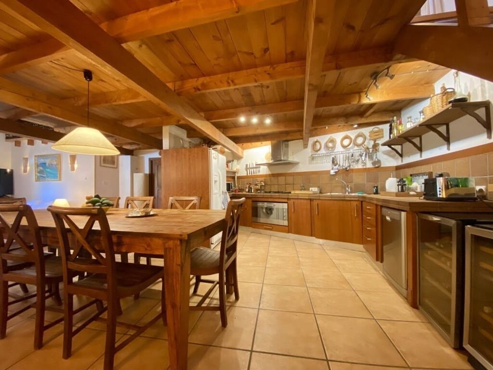 Main Kitchen Area