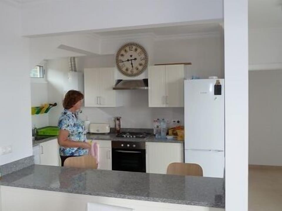 Through to the kitchen