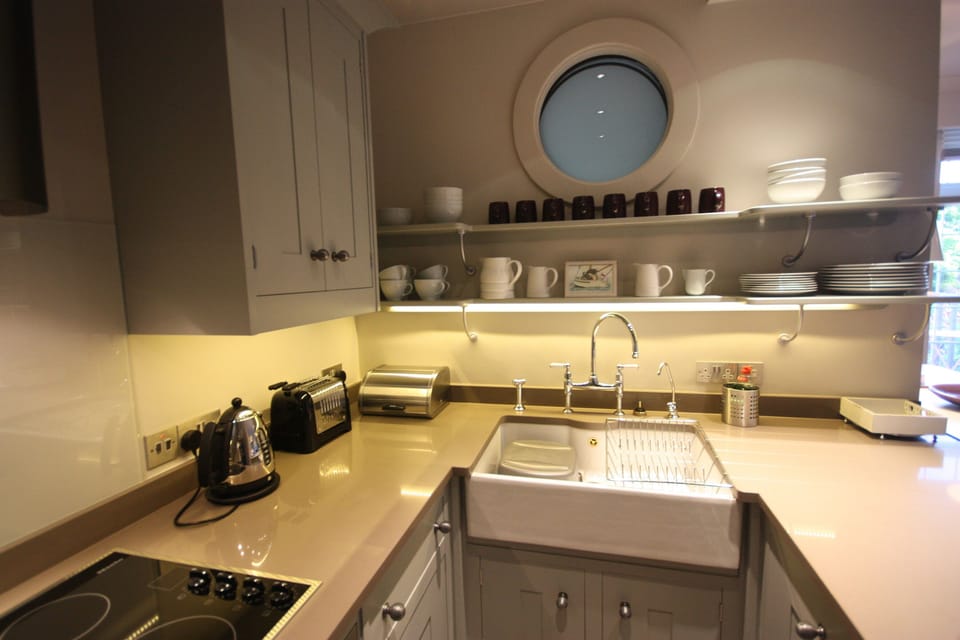 Kitchen area