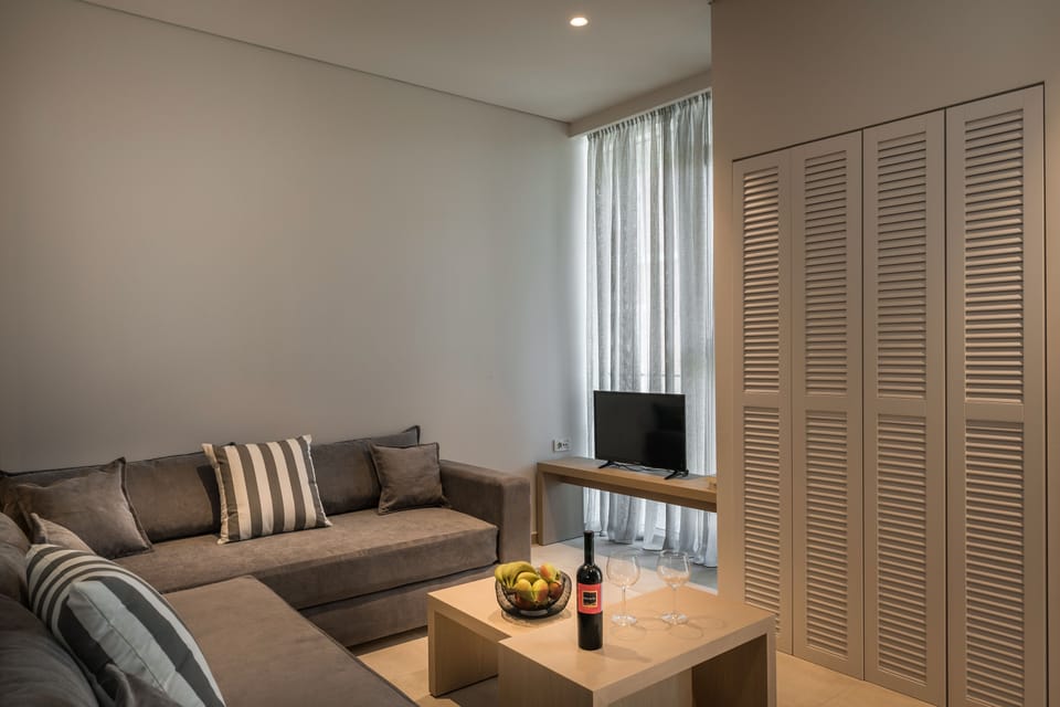 one bedroom suite