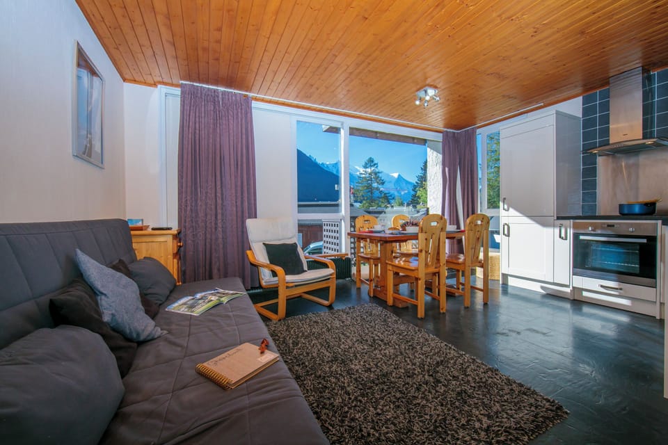 Spacious and bright living area