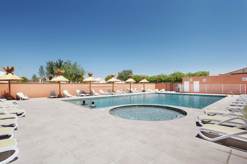 Holiday Home Swimming Pool
