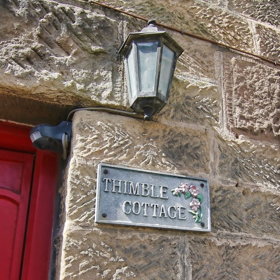 Thimble Cottage - a traditional Derbyshire stone cottage ideal for two.