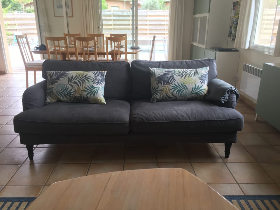 Double room (bedroom 4 w/ ensuite bathroom)