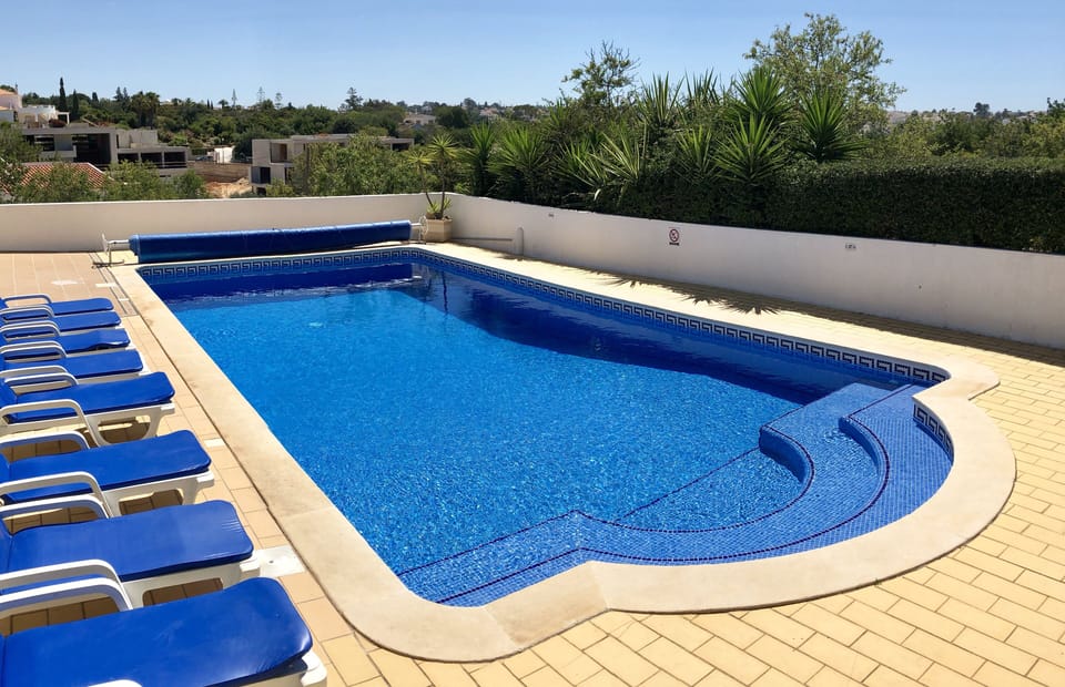 10m x 5m private, heated swimming pool 