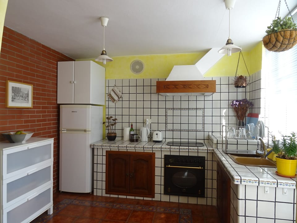other details of the kitchen 