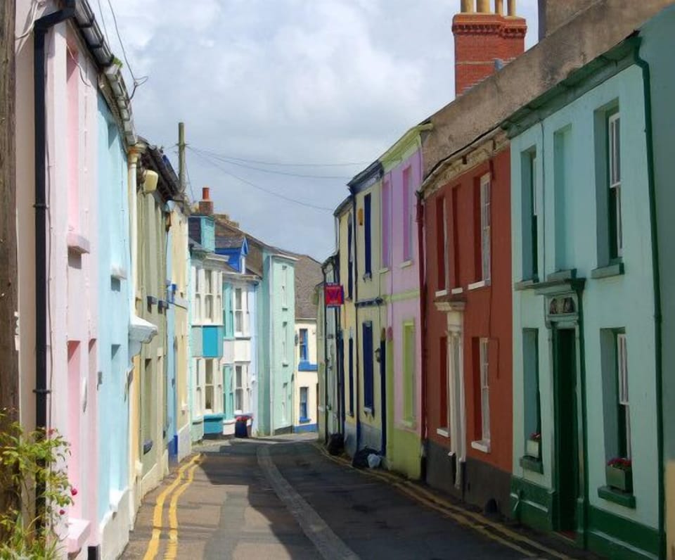 The quaint narrow streets and drags of Appledore.