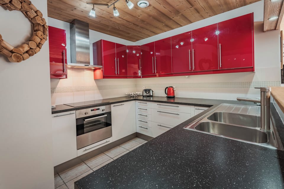 Fully fitted modern kitchen