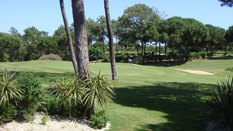 18th hole at Vila Sol