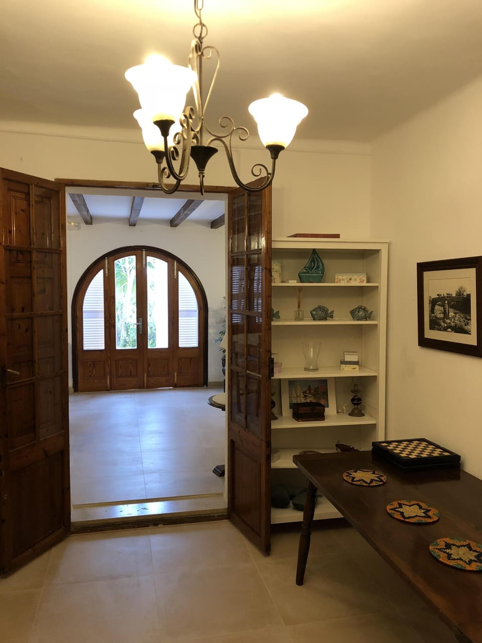 Ground floor area, hallway.