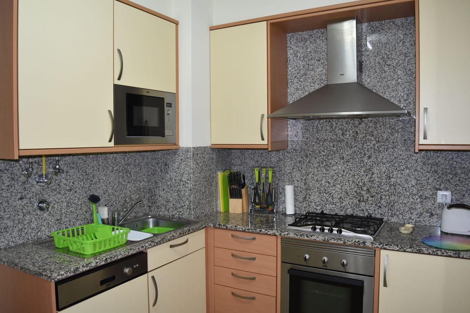 Kitchen showing Dishwasher and microwave