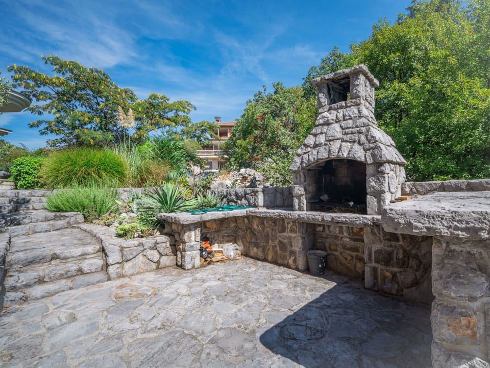 Sky, Cloud, Plant, Tree, Stairs, Landscape, Leisure, Bedrock, Stone Wall, Archaeological Site