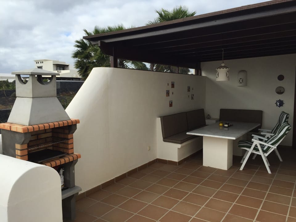 BBQ & Alfresco dining area