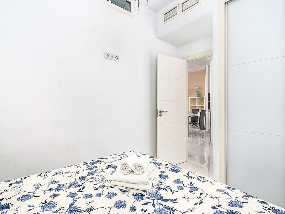 Interior Design, Wall, Bedroom, Furniture, Flooring, Floor, Bed, Textile, Room, Bed Sheet