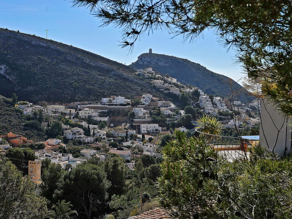 Mountain Village, Mountainous Landforms, Vegetation, Mountain, Village, Town, Sky, Natural Landscape, Hill Station, Human Settlement