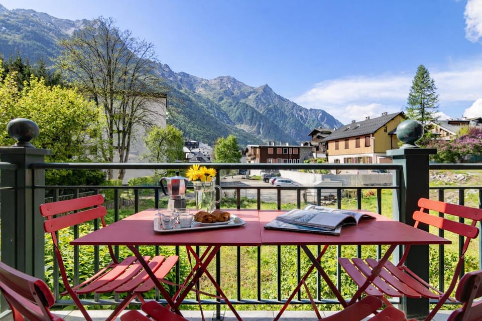 Private balcony with a fantastic  Mont Blanc view
