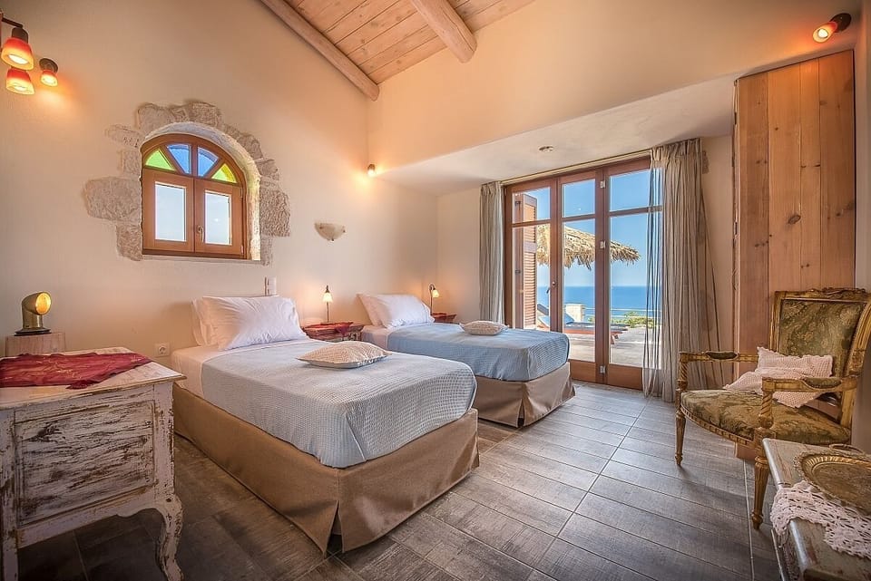 Twin Bedroom