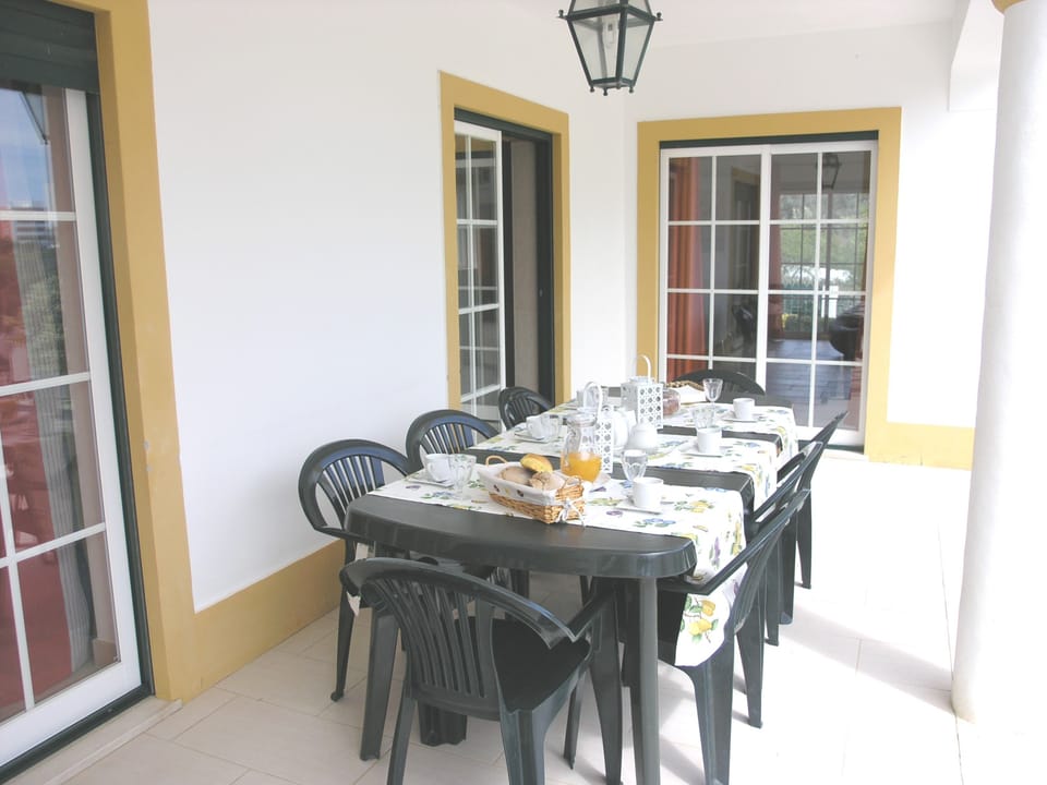 Great spot for breakfast, lunch and dinner under the covered outside terrace