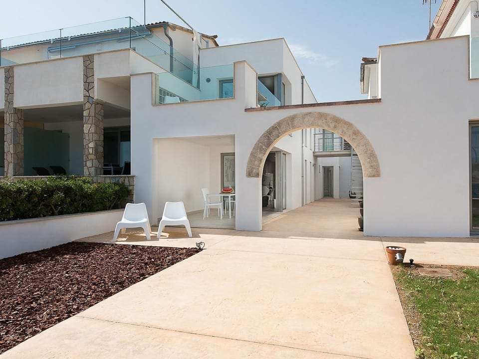 Property, Building, House, Home, Residential Area, Real Estate, Architecture, Estate, Facade, Apartment
