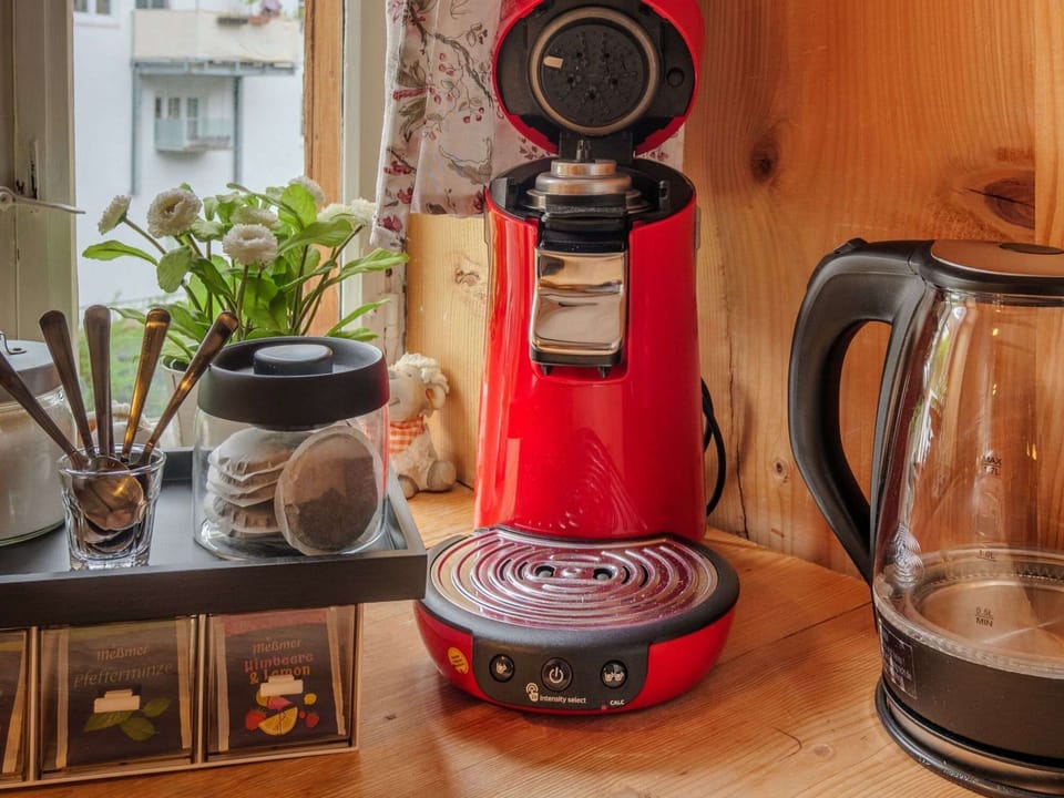 Coffee machine incl. initial supply