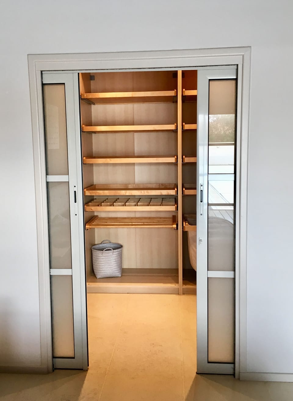 Walk-in dressing in parental bedroom