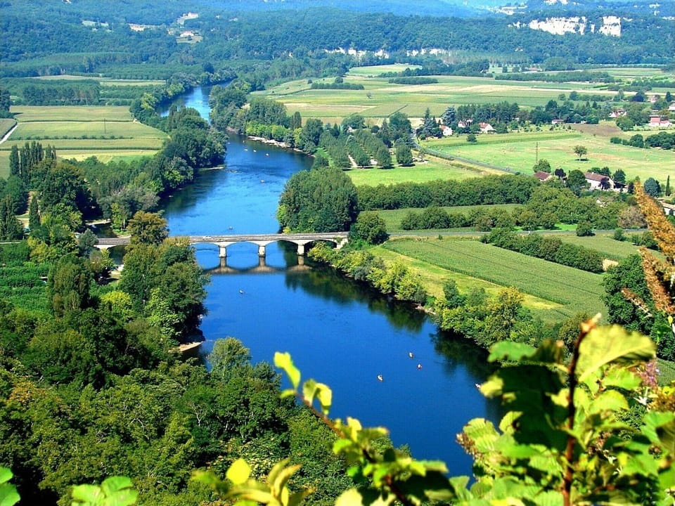 the majestic Dordogne river, a short stroll away
