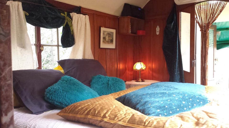 https://www.provence-holidays.com/