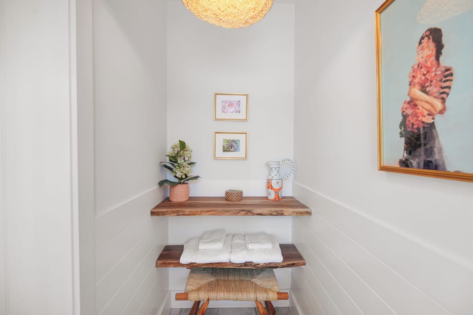 Another view of the downstairs bath. 
