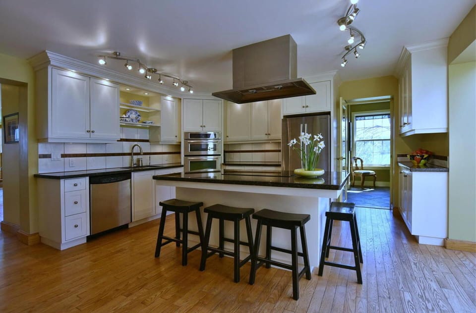 Gourmet Kitchen