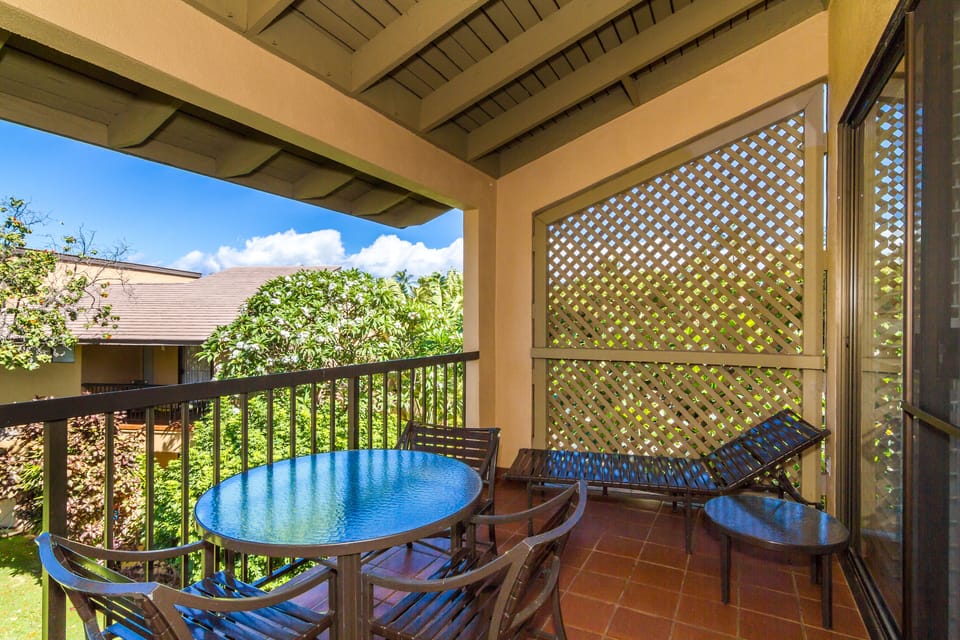 Lanai, wonderful place to enjoy a drink or meal.