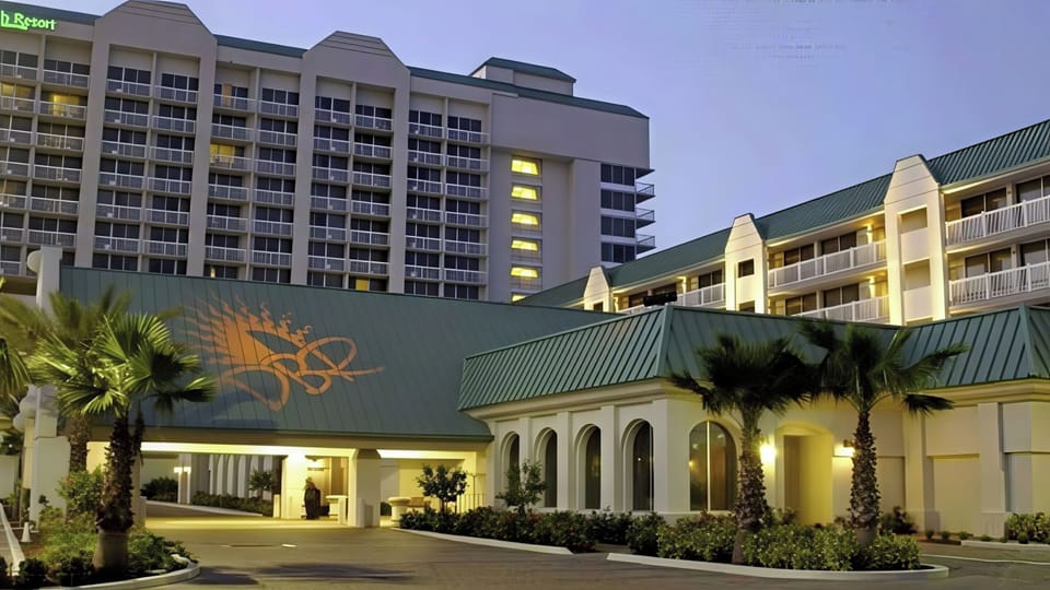 EXTERIOR: Front of Daytona Beach Resort