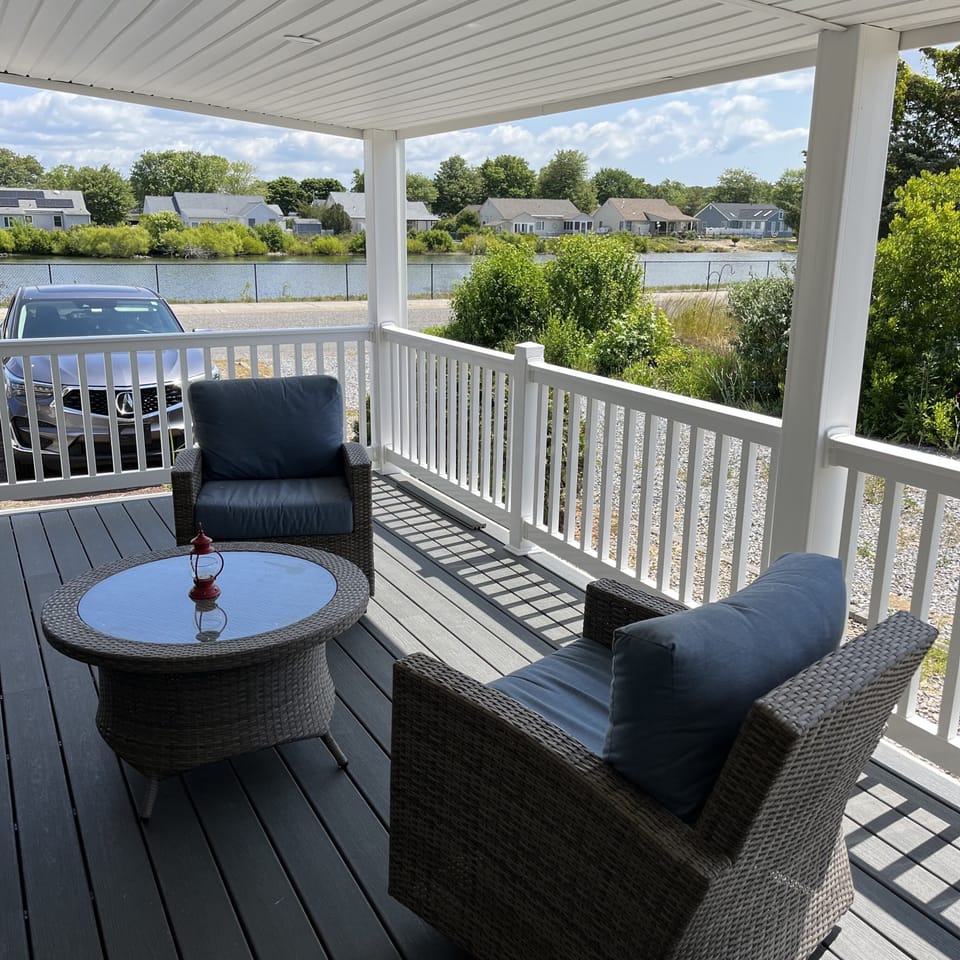 Lakeview Cottage