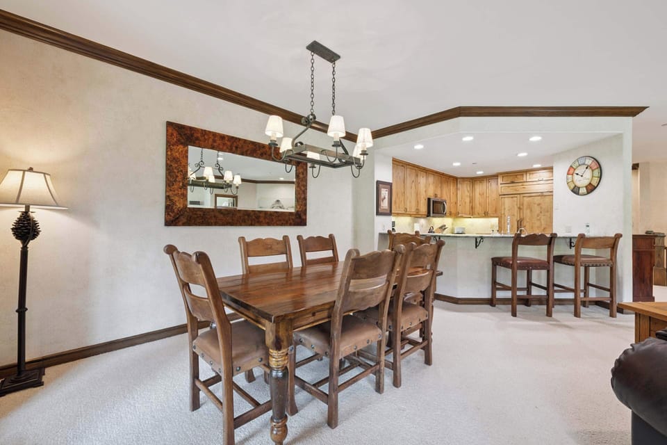 highlandsslopeside-213-5545_54669426187_o
