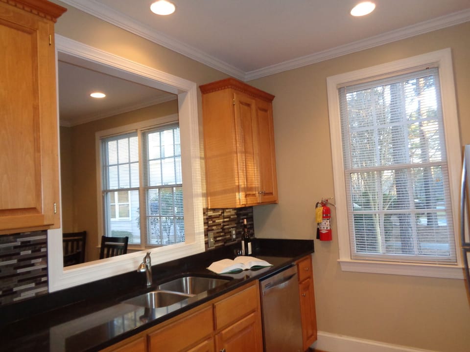 New silestone with tile  back splash and dishwasher