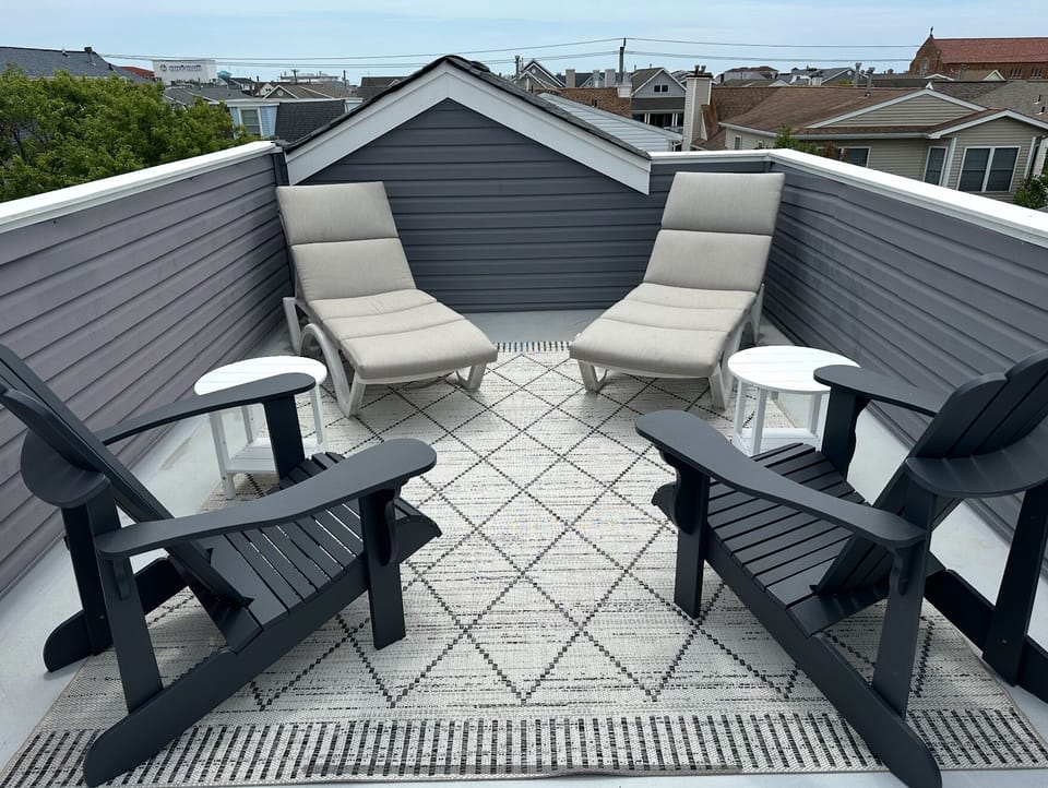 Private Rooftop Deck