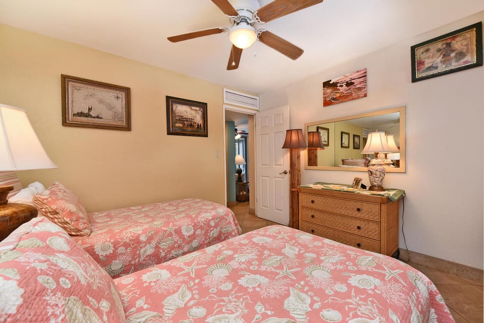 Twin Beds in Second Bedroom