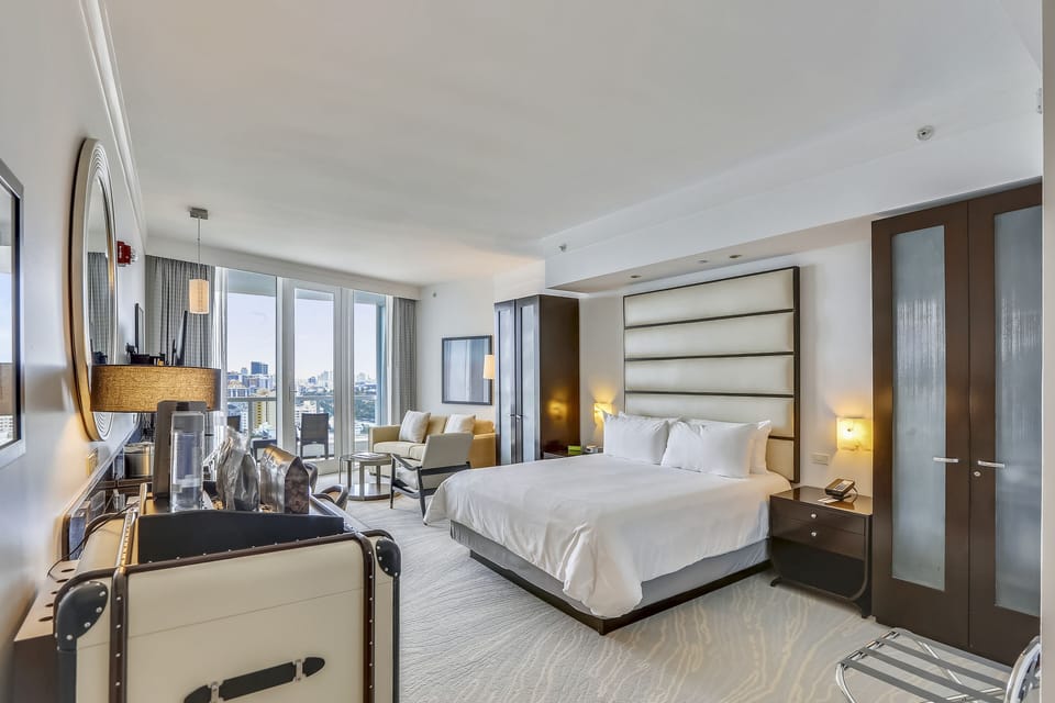 King Junior Suite