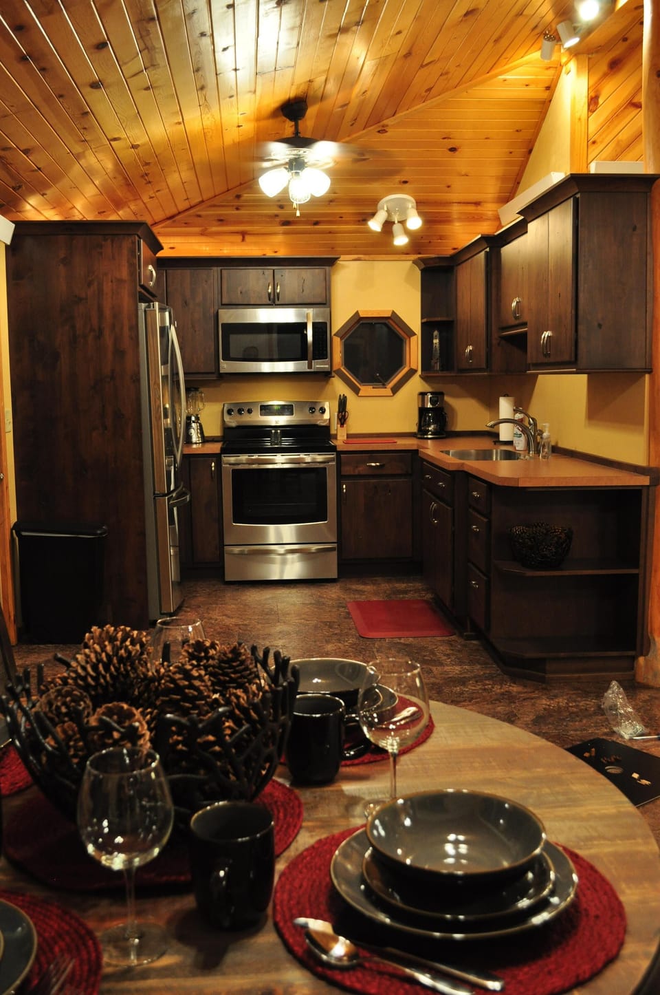 Newly remodeled kitchen
and dining