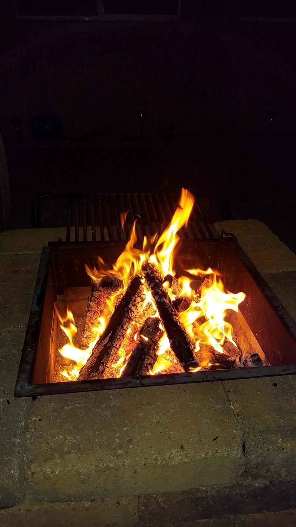 Very inviting Fire Pit 