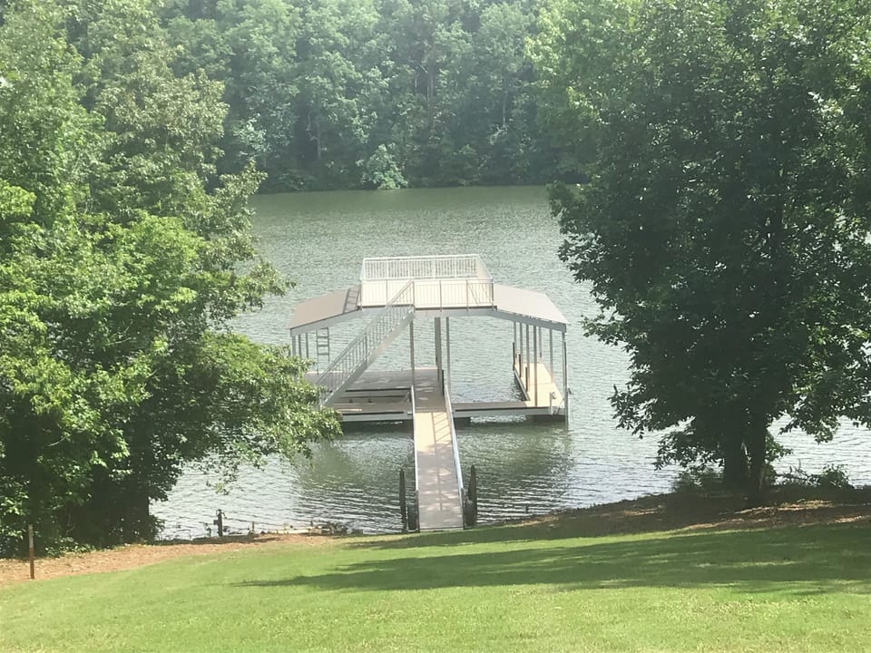 New dock delivered June 2018