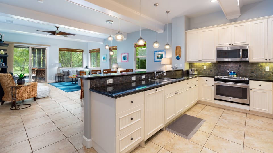 Lots of counter space for prepping delicious island inspired meals