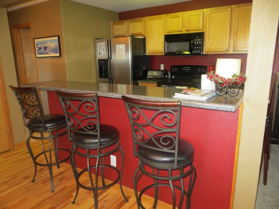 Counter-height barstools