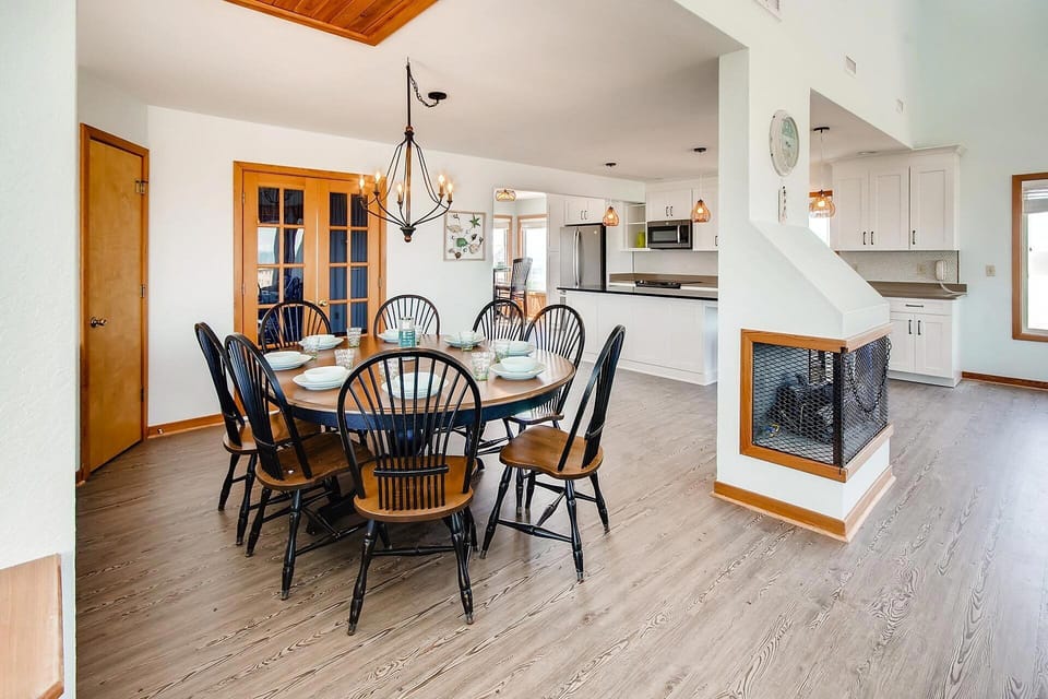 Surf-or-Sound-Realty-Villa-Nel-Mare-3-Dining-1