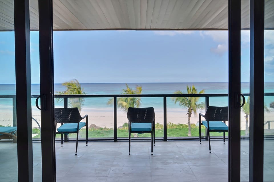 Master suite balcony
